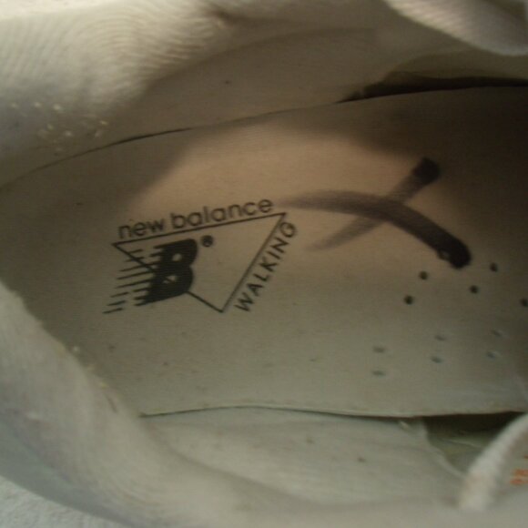 New Balance 571 walking  sneakers in white size 9 1/2 - Picture 6 of 10